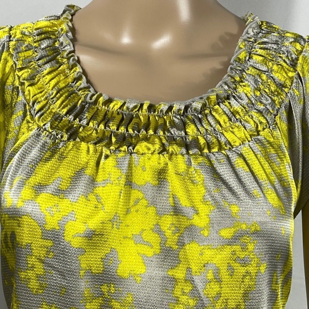 The Limited Yellow and Grey Ruched Blouse - Picture 4 of 11